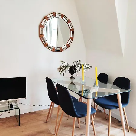 Apartment Floor Nest, Balcony Close To Sea And Old-town Nizza