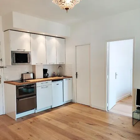Floor Nest, Balcony Close To Sea And Old-town Nizza