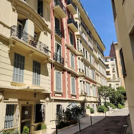Apartment Floor Nest, Balcony Close To Sea And Old-town Nice